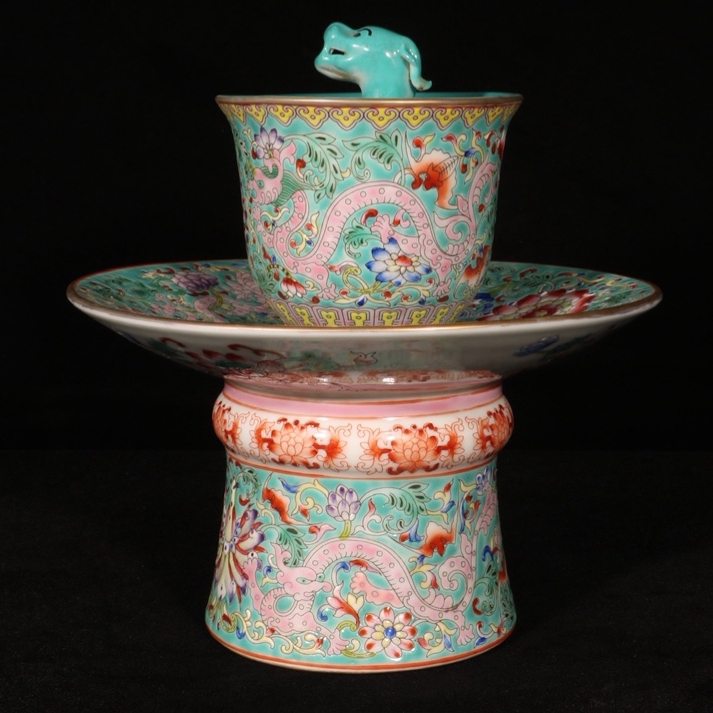 旧 清代 乾隆年製 琺琅彩 花卉竜紋公道杯 唐磁 陶芸 古陶磁器 中国古美術 古賞物 古置物 唐物 K710拍卖