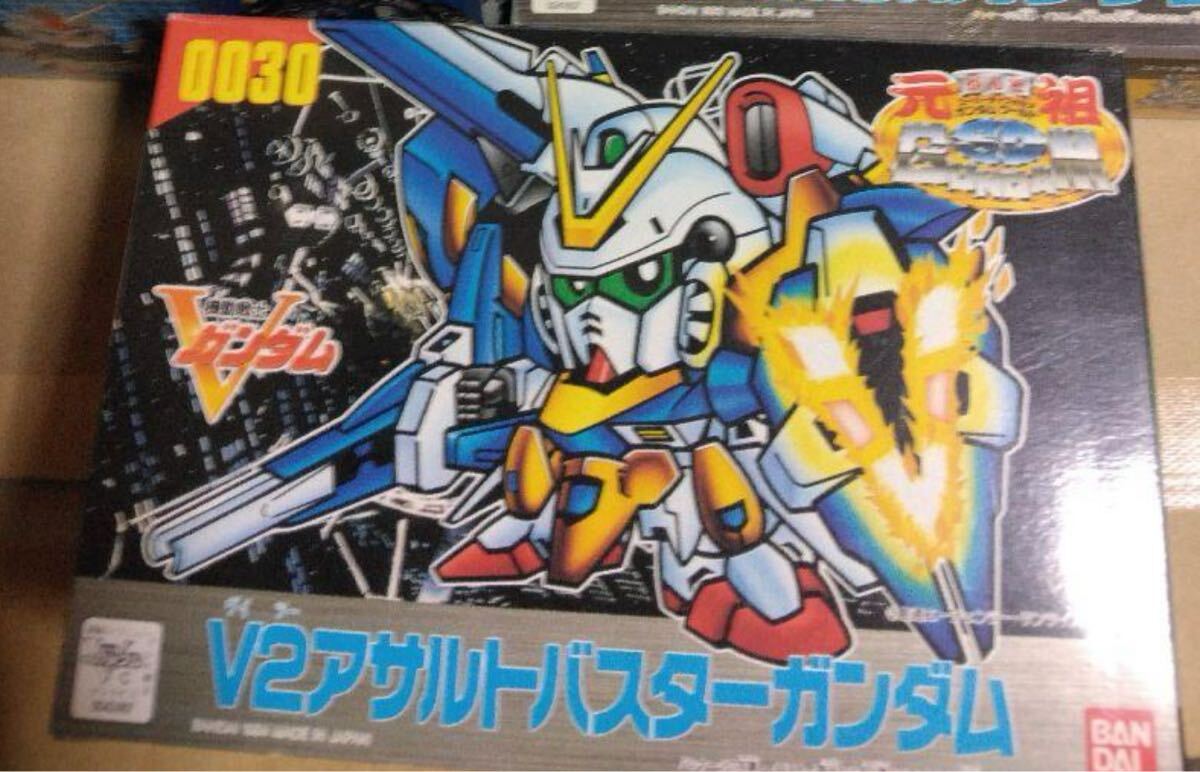 未組立 バンダイ 元祖SDガンダムワールド 0030 V2アサルトバスターガンダム 機動戦士Vガンダム BANDAI拍卖