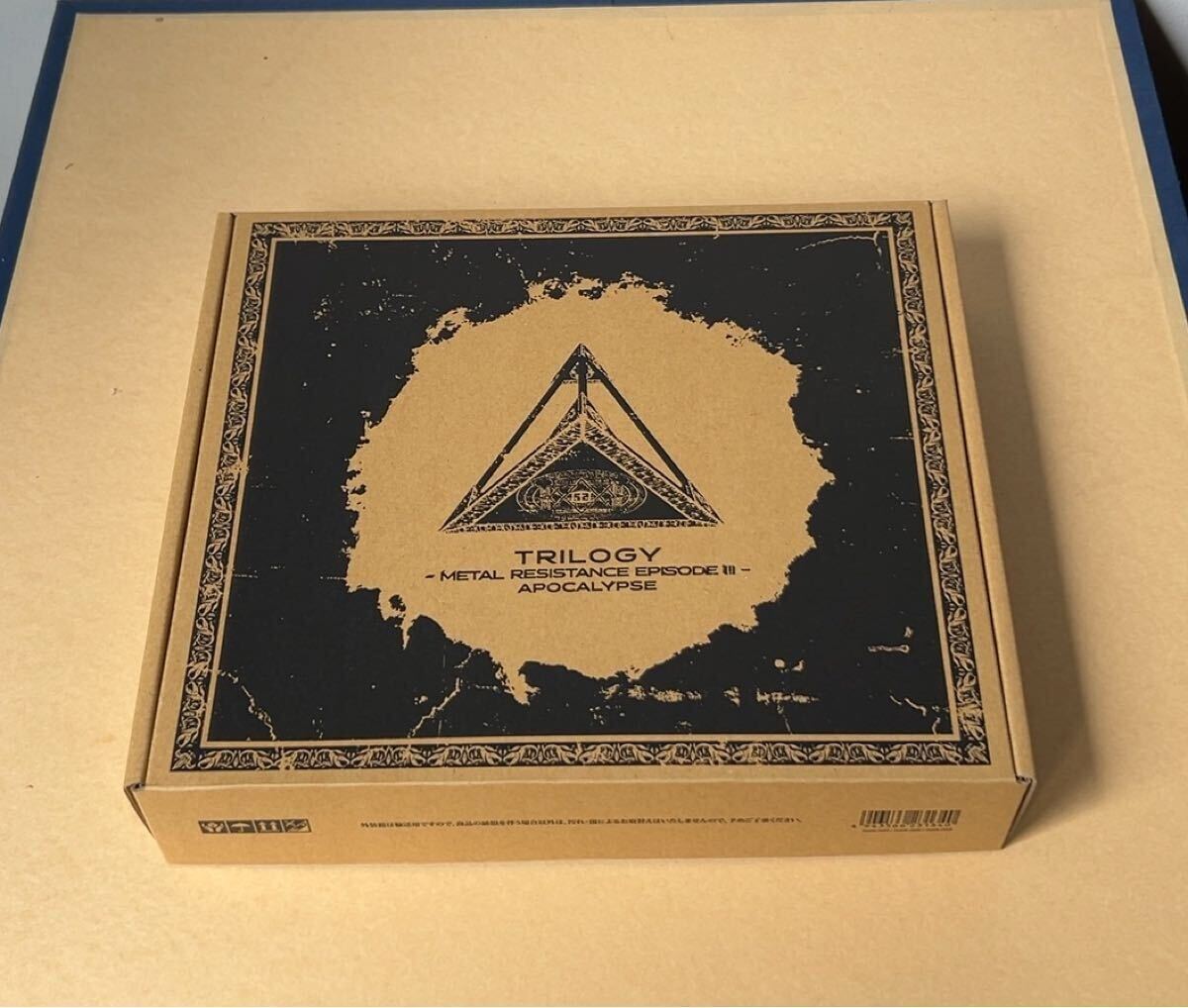 BABYMETAL THE ONE限定盤 豪華パッケージ ブルーレイ Blu-ray「TRILOGY - METAL RESISTANCE EPISODE III - APOCALYPSE」未開封品 三角布 付拍卖
