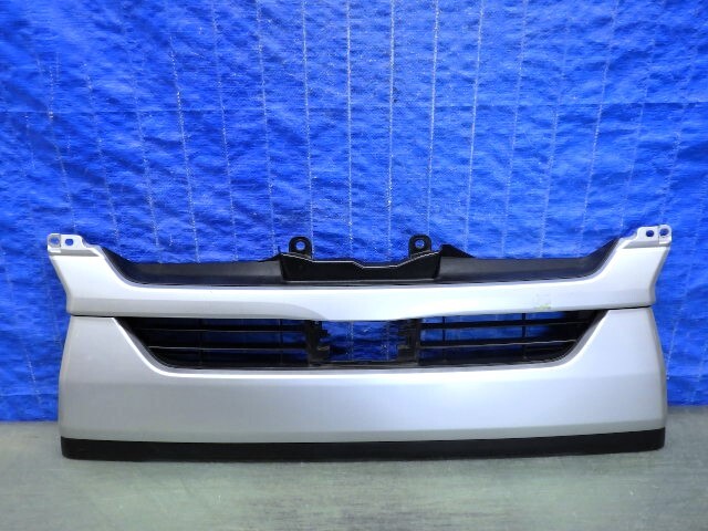 L382 ハイエース 200 後期 6型 標準 グリル 53100-26670/680/690 53112-26150拍卖