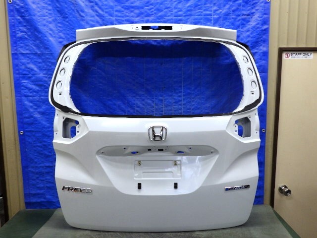 B295 フリード GB5 GB6 リアゲート バックドア ハイブリッド GB7 GB8 良品拍卖