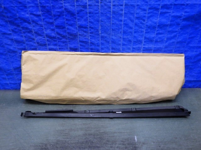 L746 ハリアー MXUA80 MXUA85 モデリスタ 右 フロントドア パネル サイドスカート 76913-750R2 AXUH80 AXUH85 未使用品 美品拍卖