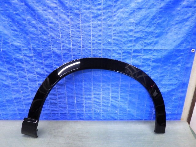 C262 ヴェゼル RV3 RV4 RV5 RV6 右 フロント フェンダー アーチモール 74107-3M0-J0/J1拍卖