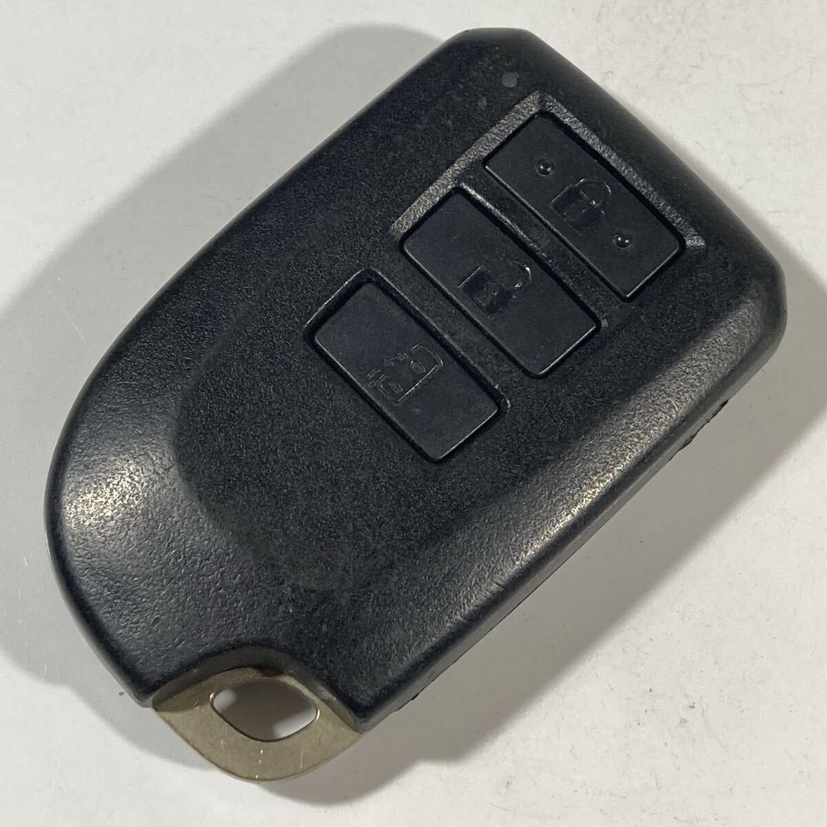 送料込 TOYOTA トヨタ純正 NSP140 NCP140 NCP145 スペイド ポルテ 007YUUL0776 3ボタン スマートキー キーレス リモコン 鍵 MTI231J拍卖