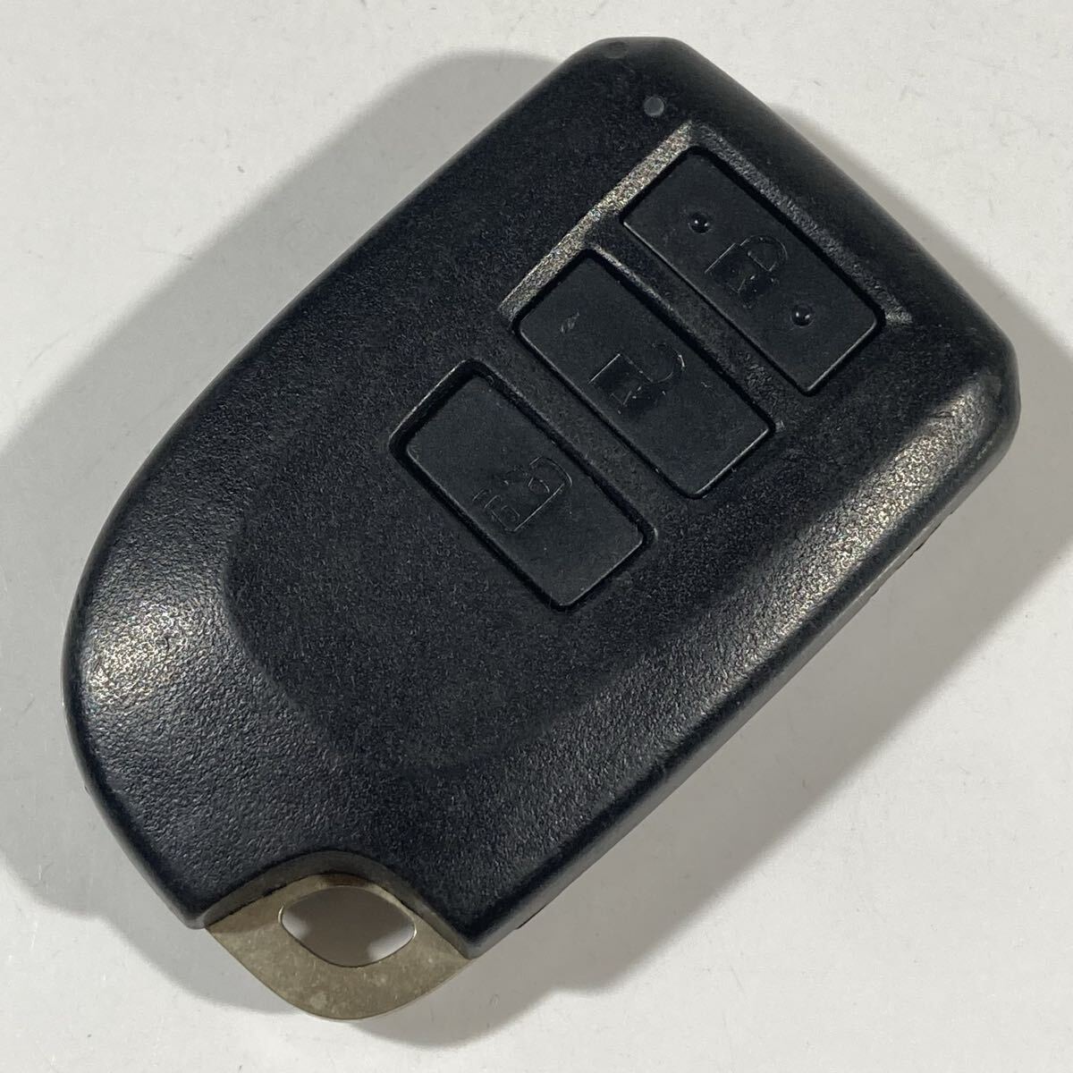 送料込 TOYOTA トヨタ純正 NSP140 NCP140 NCP145 スペイド ポルテ 007YUUL0776 3ボタン スマートキー キーレス リモコン 鍵 MTI227J拍卖