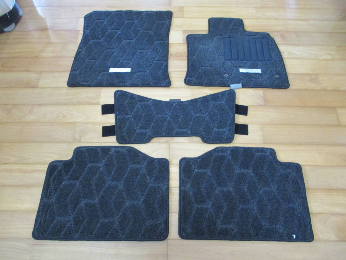 日産純正オプション ノートオーラ AURA FE13 系 フロアカーペット フロアマット 中古品 拍卖