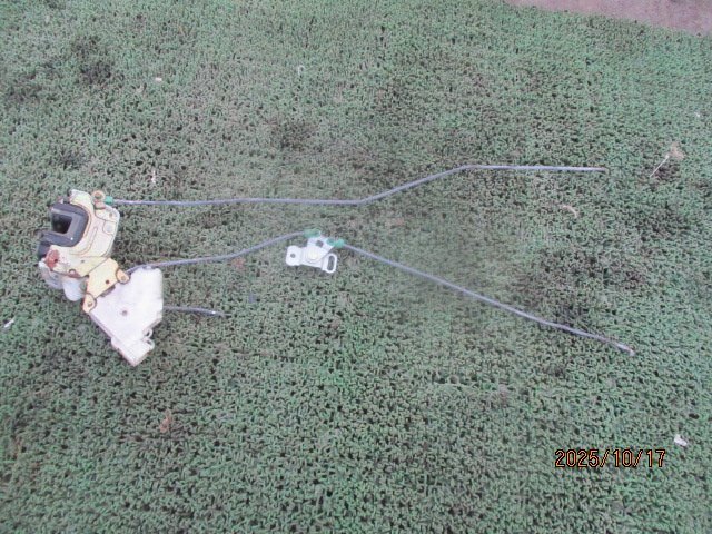 (0434)BNR32 スカイラインGT-R 左側ドアロック拍卖