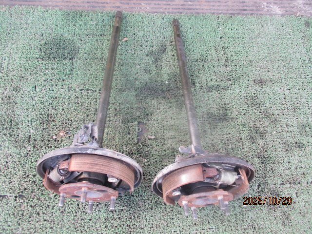 (0438)B122 サニトラ サニートラック ドライブシャフト アクスルシャフト 左右拍卖