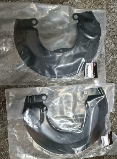 新品未使用 純正 三菱 ミツビシ ランサーエボリューション 8 CT9A フロント ブレーキディスク カバー 左右セット ダストカバー B0889-1拍卖