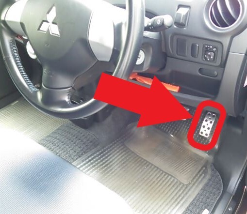 新品未使用 純正 三菱 ミツビシ ランサーエボリューション 8 CT9A アクセルペダル アクセラレーター 運転席 B0860-1拍卖