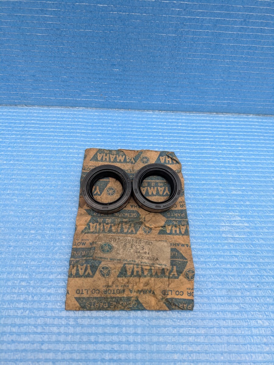 当時物 旧車 ヤマハ純正 フロントフォークオイルシール 検索)AS1 AS2 AS3 HS1 RD50 RD90 RD125 H3 H3C HT90 HX90 AX125拍卖