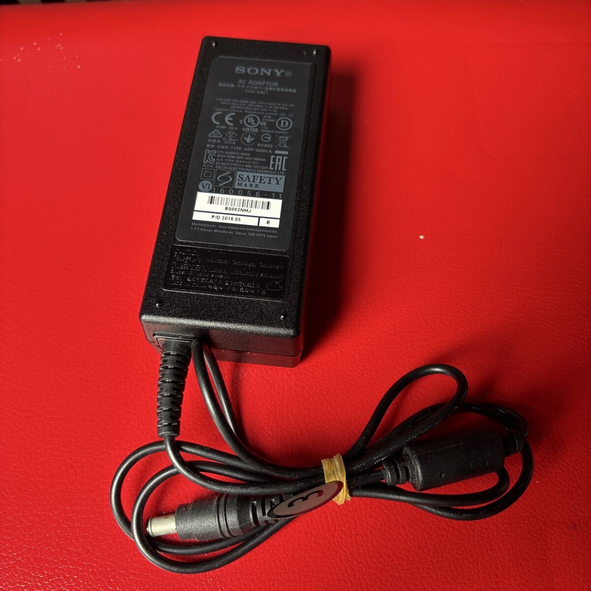 プレステ VR ヘッドセット用 アダプタ 3 CUH-ZAC1 AC 電源 アダプター SONY/ソニー 未チェックのジャンク扱い /PS4 PSVR拍卖