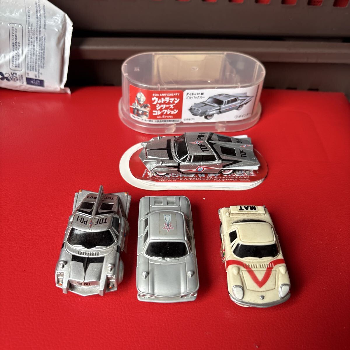 ウルトラマン 車 チョロQ 中古 3台/未使用 ダイキャスト製プルバッカー ポインター MAT 計4台 まとめて ジャンク扱い ミニカー拍卖
