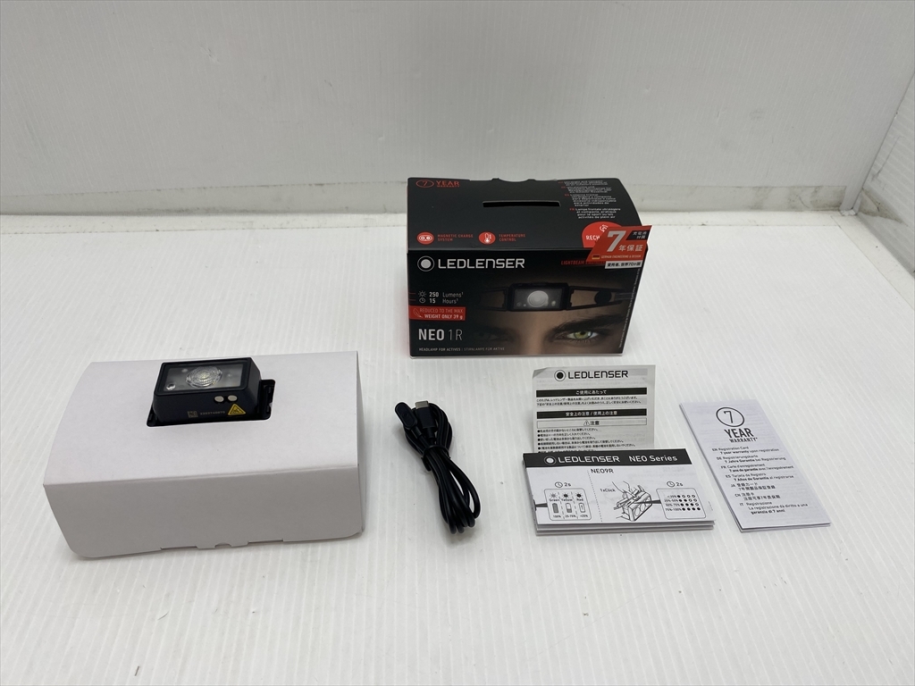 下松)【送料無料】 LED LENSER レッドレンザー LEDヘッドライト NEO1R 充電タイプ Black/Gray 展示未使用品 ◆★J250523R05A NE23A拍卖