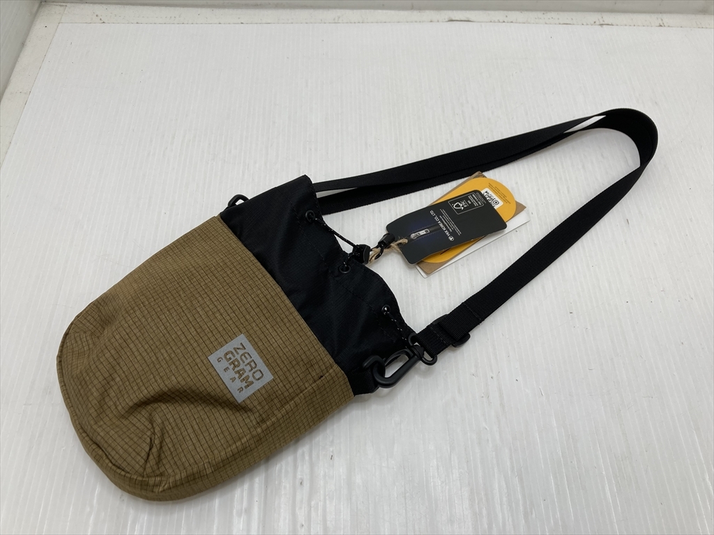 下松)ZEROGRAM ゼログラム サコッシュ YAKI Sacoche TAN ショルダーバッグ 展示未使用品 ◆★J251026R05A NK26A拍卖