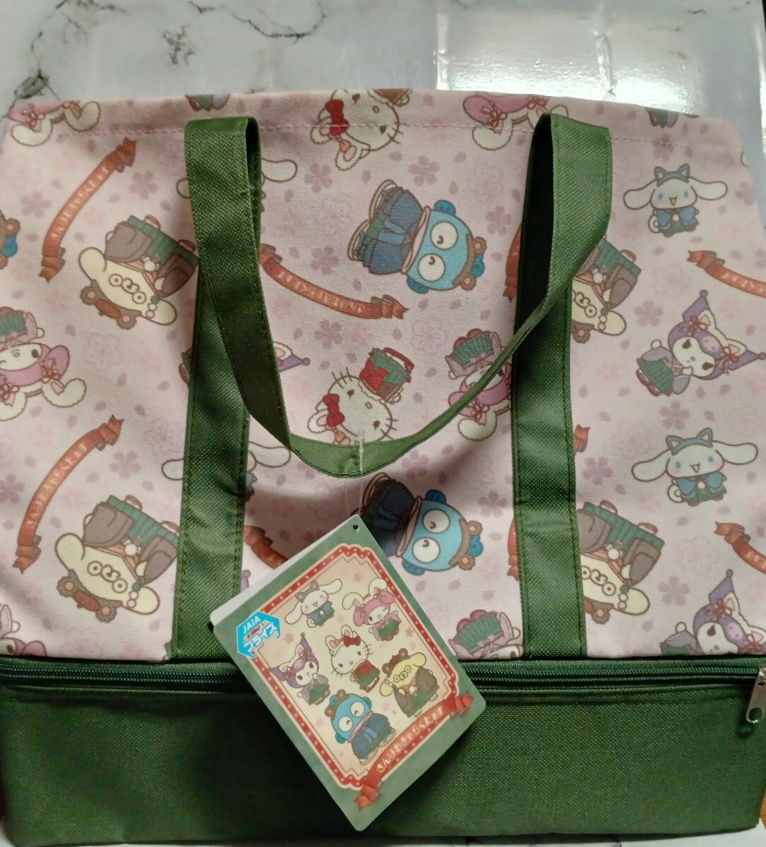 バッグ サンリオキャラクターズ レトロロリヰタ保冷ポケット付き2段トートバッグ 「サンリオキャラクターズ」未使用拍卖