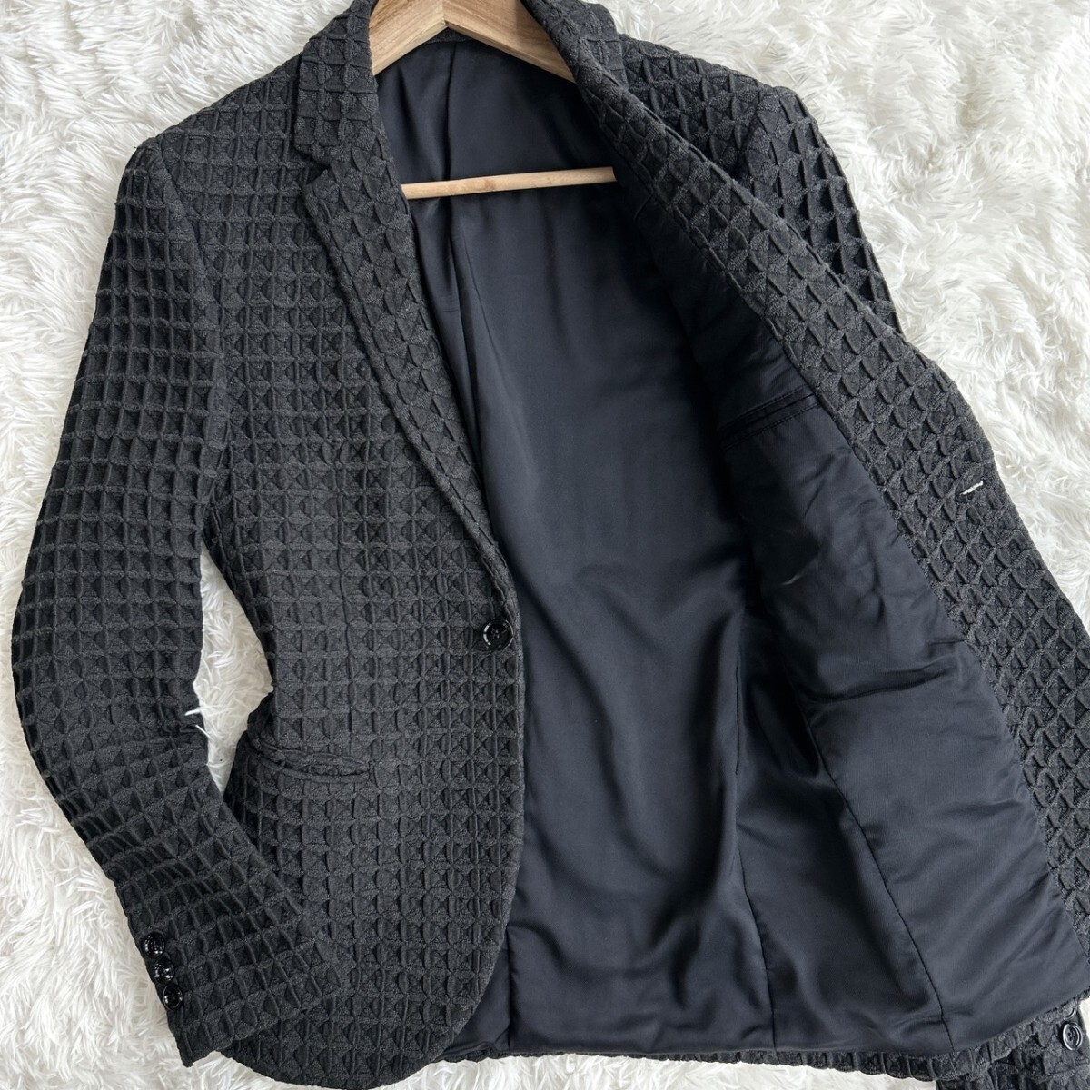 【大人のお洒落】 EMPORIO ARMANI エンポリオ アルマーニ 凹凸ニット テーラードジャケット メンズ 46 Mサイズ位 ストレッチ素材拍卖