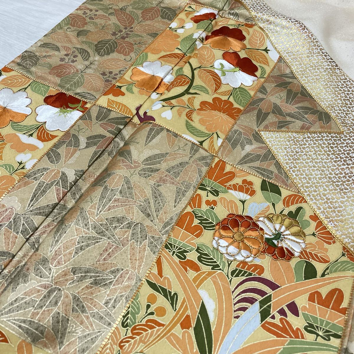 色留袖 裄66 染めに刺繍 美しい花模様 金駒刺繍 着物 正絹 W-5643拍卖