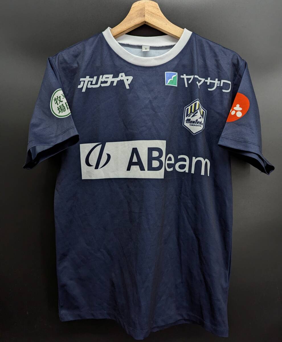 5470C 送料185円♪ モンテディオ山形 2022年 ナツフク ネイビー ユニフォーム Tシャツ Sサイズ拍卖