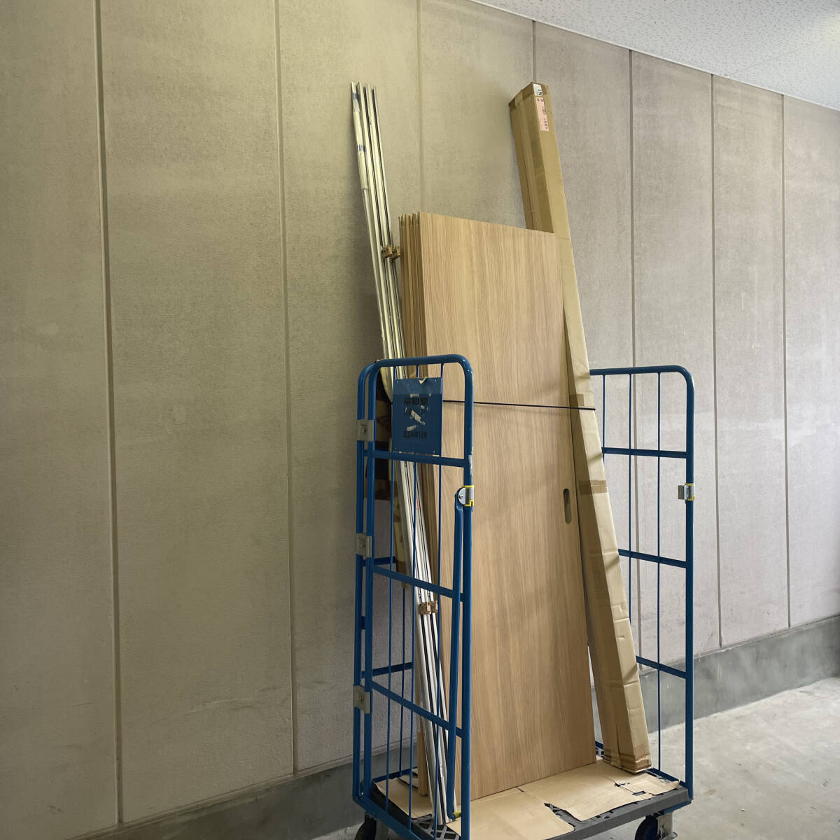 7JBb2362 お引取限定 パナソニック 特注 建具 MJEV19ANW00ND 引戸 4枚 ブラウン 枠 レール セット 未使用品 高さ1980ミリ 内装扉 現状拍卖