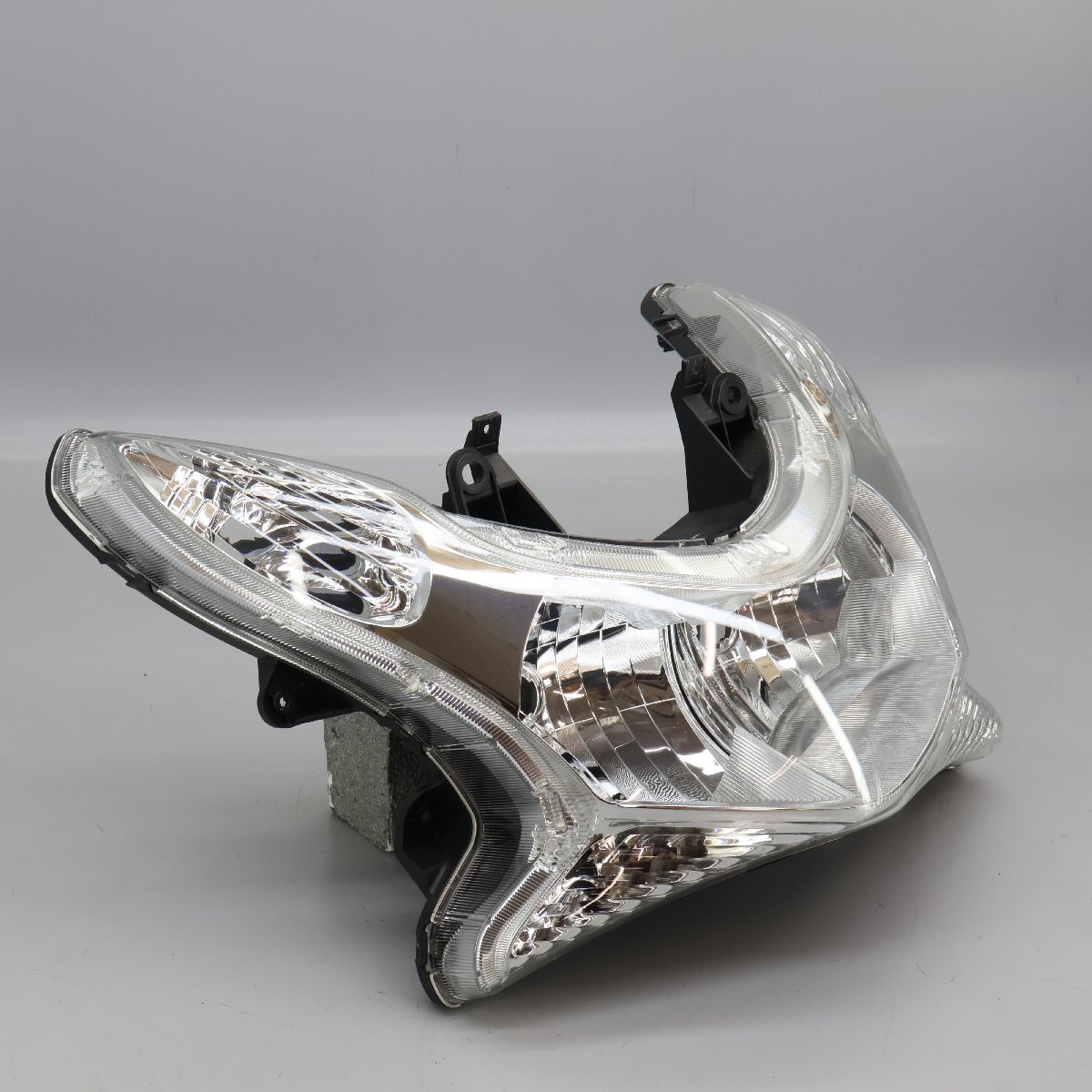 ホンダ 純正 PCX ヘッドライト ヘッドランプ ユニット JF28 KF12 PCX125 PCX150 250822DN0370拍卖