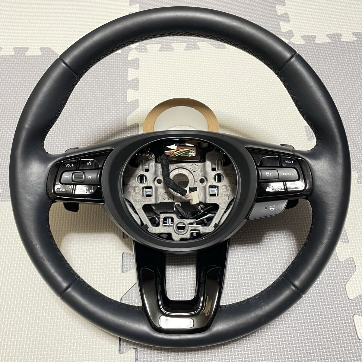 ★ヒーター パドル付★RV系ヴェゼルVEZELホンダ純正レザーステアリング ハンドル★ステアリングスイッチ パドルシフトRV3RV4RV5RV6e:HEV拍卖