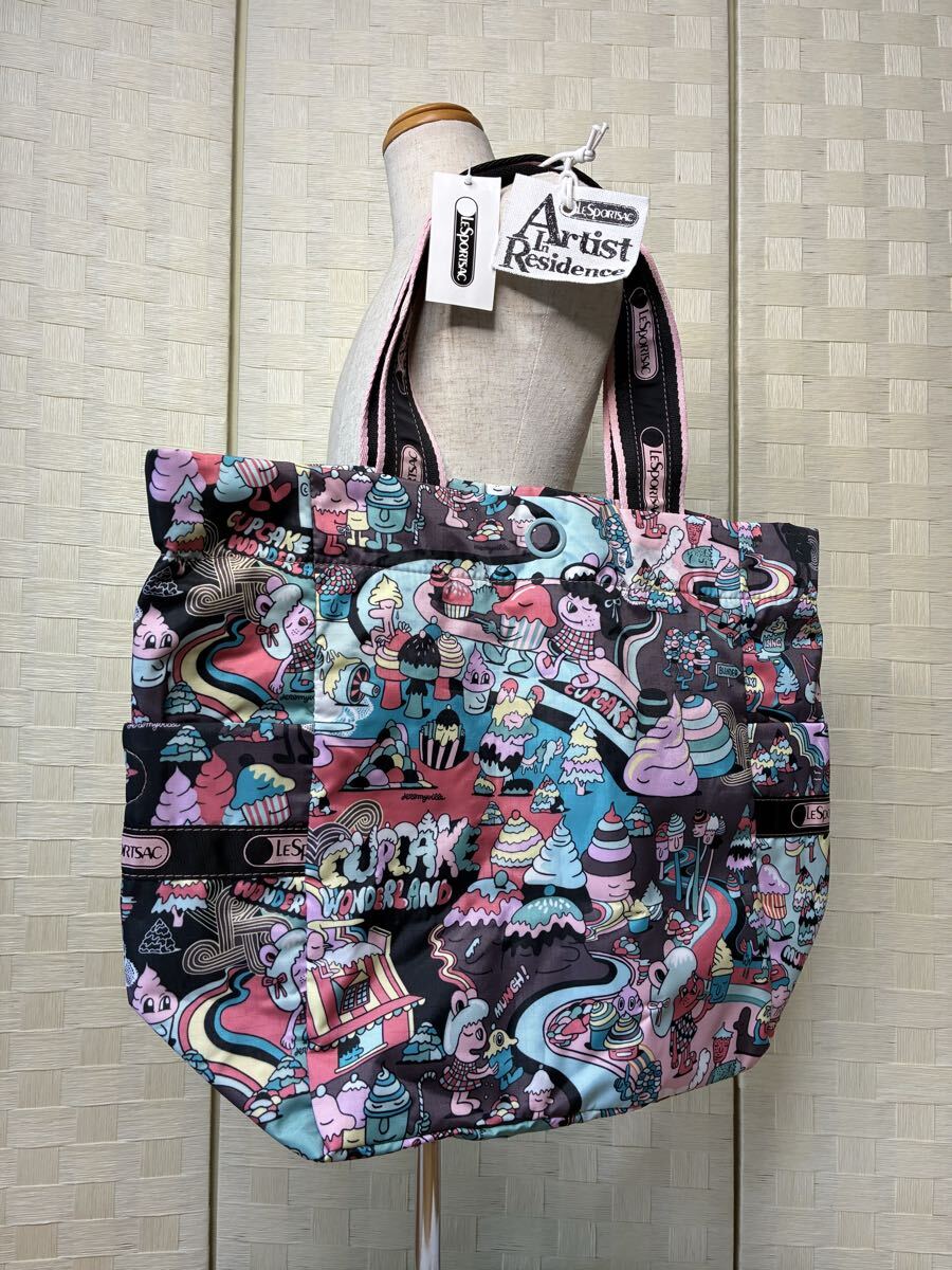 【未使用レア】レスポートサックLeSportsac、Artist In Residence、カップケーキワンダーランド、黒×ピンク、スイーツ柄、大き目トート拍卖