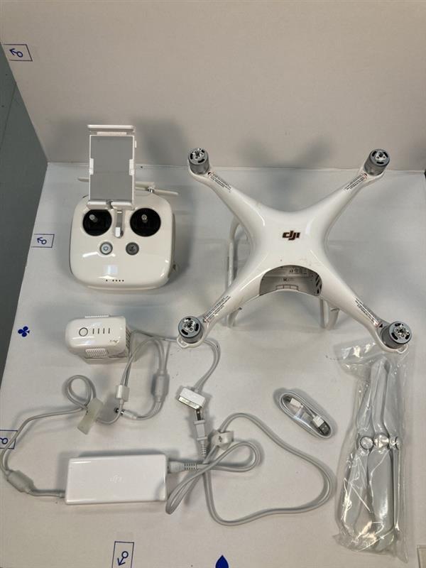 【ジャンク・1円~】DJI Phantom 4 Pro V2.0 ドローン 無人航空機 中古拍卖