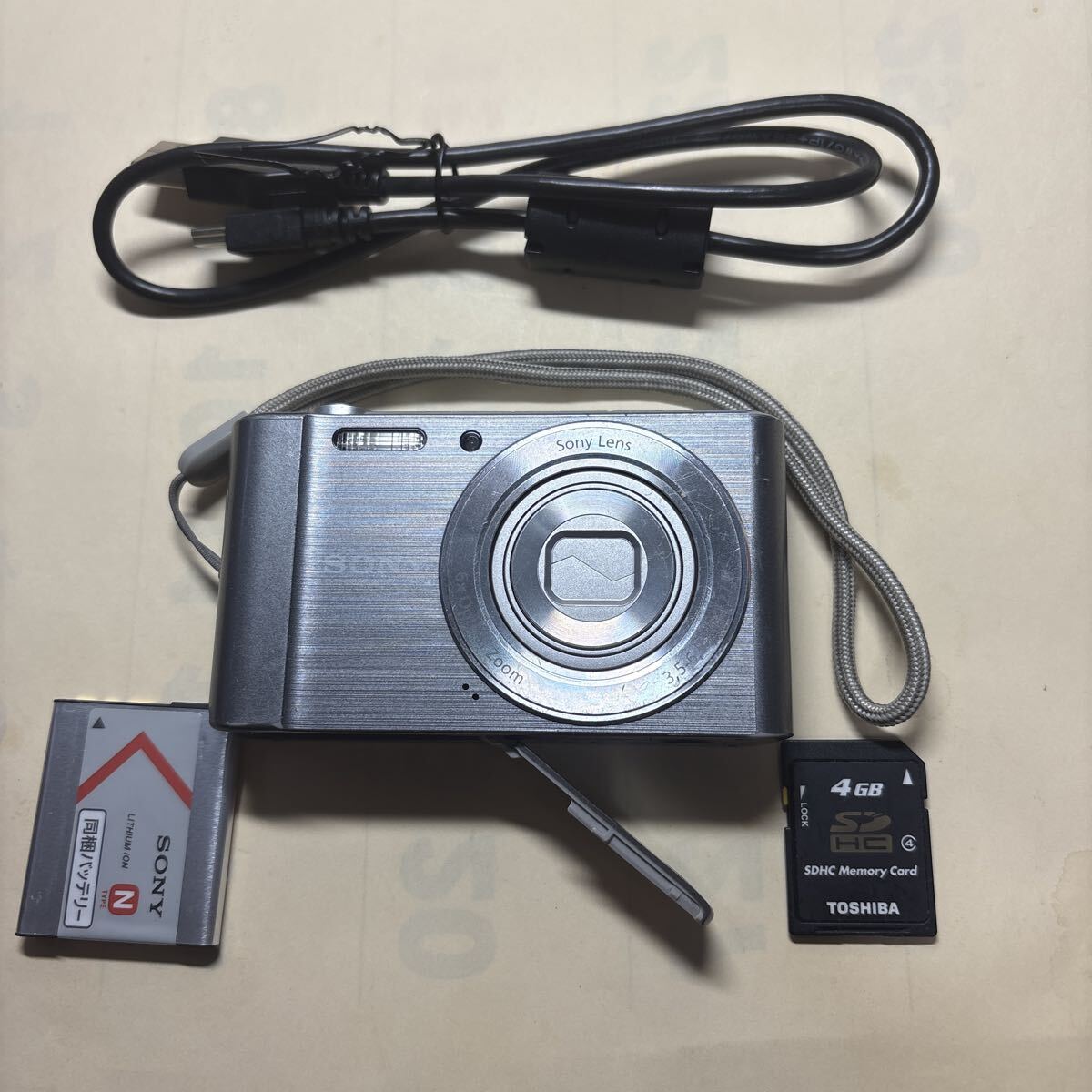 SONY Cyber-shot デジカメ コンパクトデジタルカメラ DSC-W810 充電済みです拍卖
