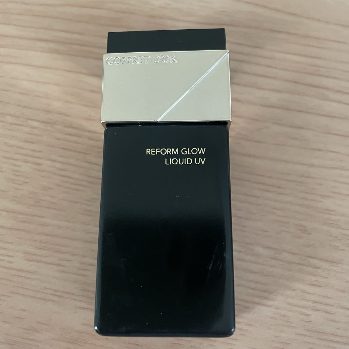 コフレドール リフォルムグロウ リクイドUV ソフトオークルC拍卖