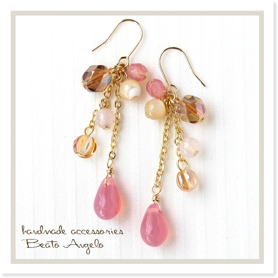 ■+angelo+チェコドロップとピンクカルセドニーのピアス(p-409)オパールピンク G メロン 天然石拍卖