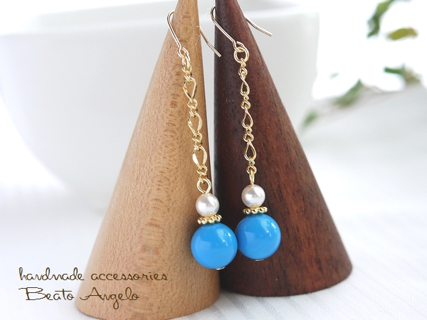 ■+angelo+天然石ターコイズとスワロフスキー パールのチェーンピアス(p-061)G 香水瓶 チタン 樹脂 イヤリング 夏拍卖