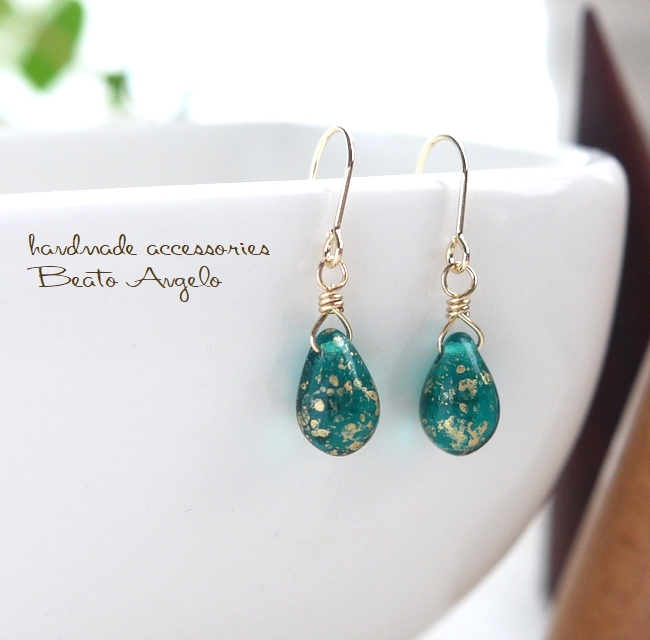 ■+angelo+K14GF チェコドロップのプチピアス(p-546)ナイルブルーゴールド ブルーグリーン拍卖