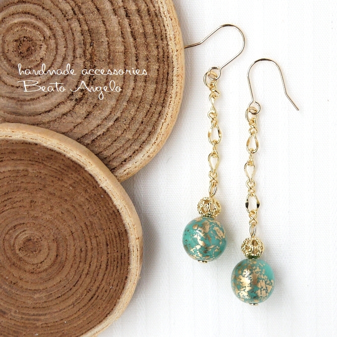 ■+angelo+チェコ ラウンドと透かし玉のチェーンピアス(p-001)ターコイズ・マーブルゴールド G ※在庫限り拍卖