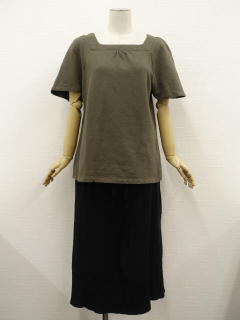 美品 HusHusH&GU 半袖カットソー+ロング丈ニット台形スカート コーディネート2点セット L相当 カーキー/ブラック カジュアル系 20代~拍卖
