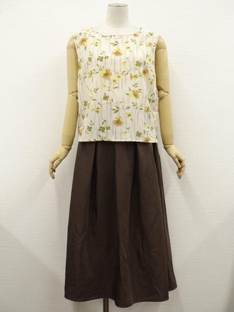 美品 GU等 ノースリーブカットソー+ロングフレアスカート コーデ2点セット L相当 ベージュ地 花/茶 シンプル・カジュアル系 20代~40代~拍卖