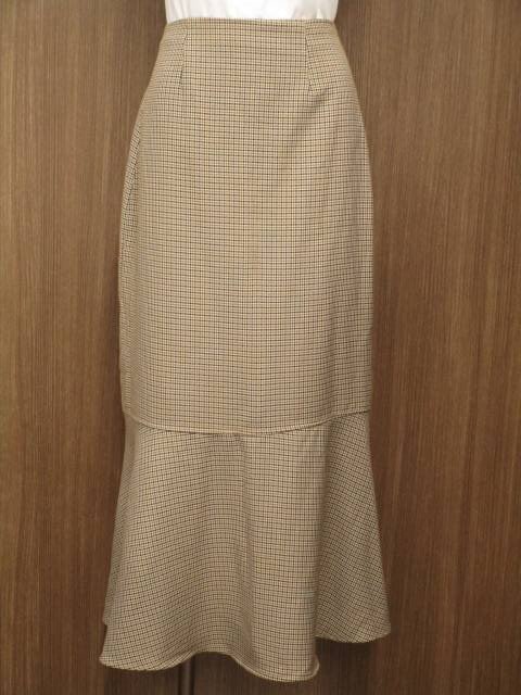 美品 ダブルクローゼット w closet ロング丈 洗えるマーメイドスカート F ベージュ地 ライトブラウン×ブラック 千鳥格子柄拍卖