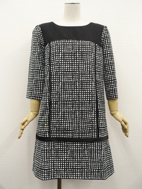 美品 リバティホール Liberty Hall ひざ丈 七分袖 ラウンドネック ワンピース L ブラック×ホワイト 総柄拍卖