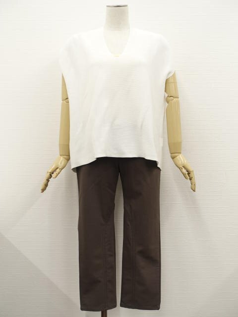美品 NATURAL BEAUTY BASIC等 カットソー+キャミソール+アンクルパンツ コーデ3点セット M 白/黄/茶系 カジュアル・シンプル系 40・50代~拍卖