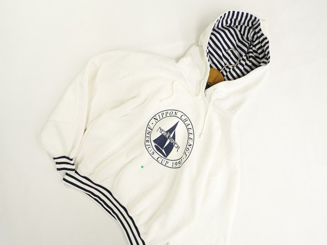 美品 ニューヨーカー NEWYORKER ドロップショルダー 長袖 トレーナー M ホワイト地 ネイビー 英字プリント拍卖