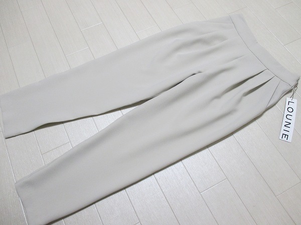 未使用/ルーニィ*LOUNIE テーパードタックアンクルパンツ 38サイズ 定価18000円拍卖