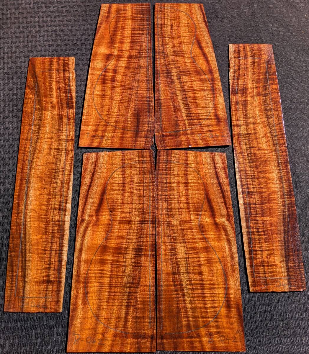 超特価・CT-TBS-042◆希少4A+カーリー ハワイアンコア◆コンサートウクレレ材6枚セット◆表裏サイド◆送料無料◆ハワイ島直送 Hawaiian Koa拍卖