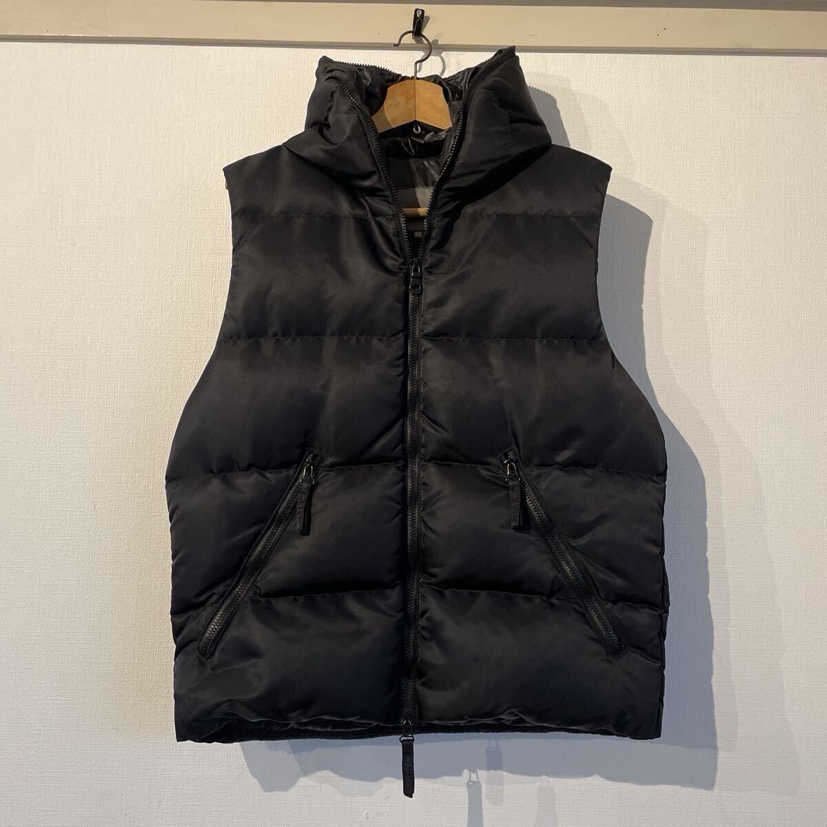 DUVETICA ダウンベスト リモンタ社 ナイロン使用 サイズ48 L ブラック ブルガリア製 ダウン フーディ デュベティカ 拍卖