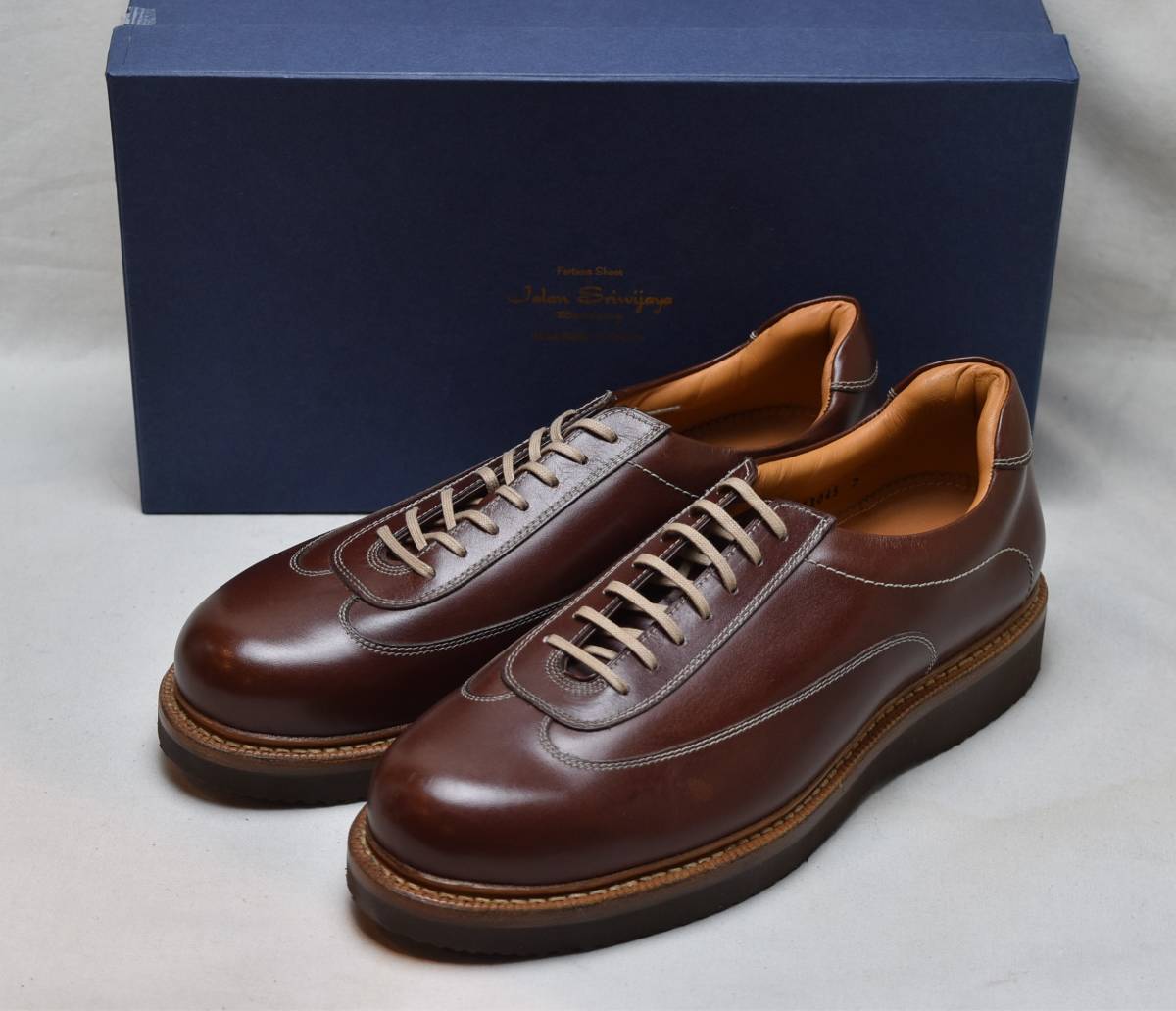 JALAN SRIWIJAYA ジャランスリワヤ 新作レザースニーカー EXTRA LIGHT SOLE CASTGNA CALF 210306-6 24.5-25cm相当 未使用品拍卖