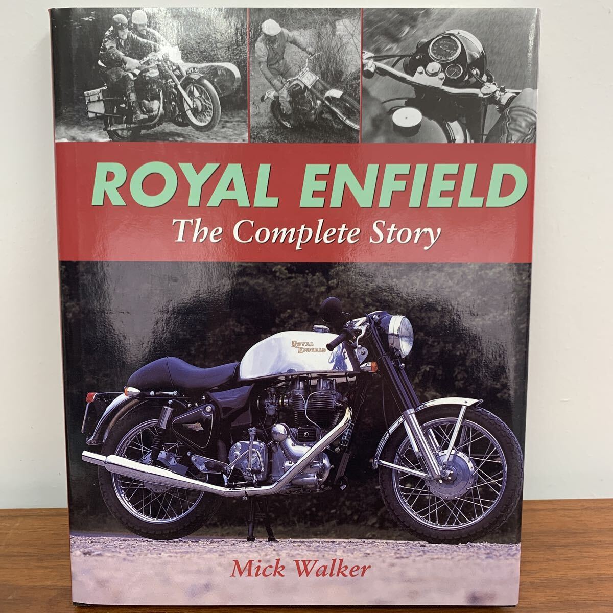 【353】Royal Enfield: The Complete Story ロイヤルエンフィールド 洋書 本 バイク拍卖