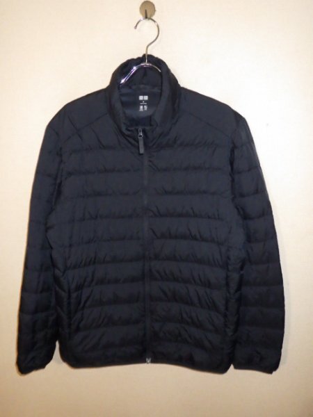 z122 UNIQLO ユニクロ ダウンジップジャケット 紺色 サイズM ウルトラライトダウン 人気 激安拍卖