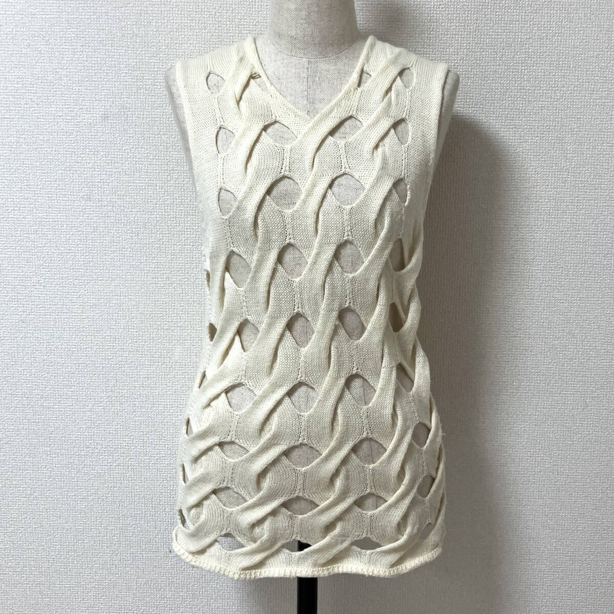 AD2002 COMME des GARCONS 穴あき Vネック ニットベスト コムデギャルソン ノースリーブ セーター 00s VINTAGE archive 5050542拍卖