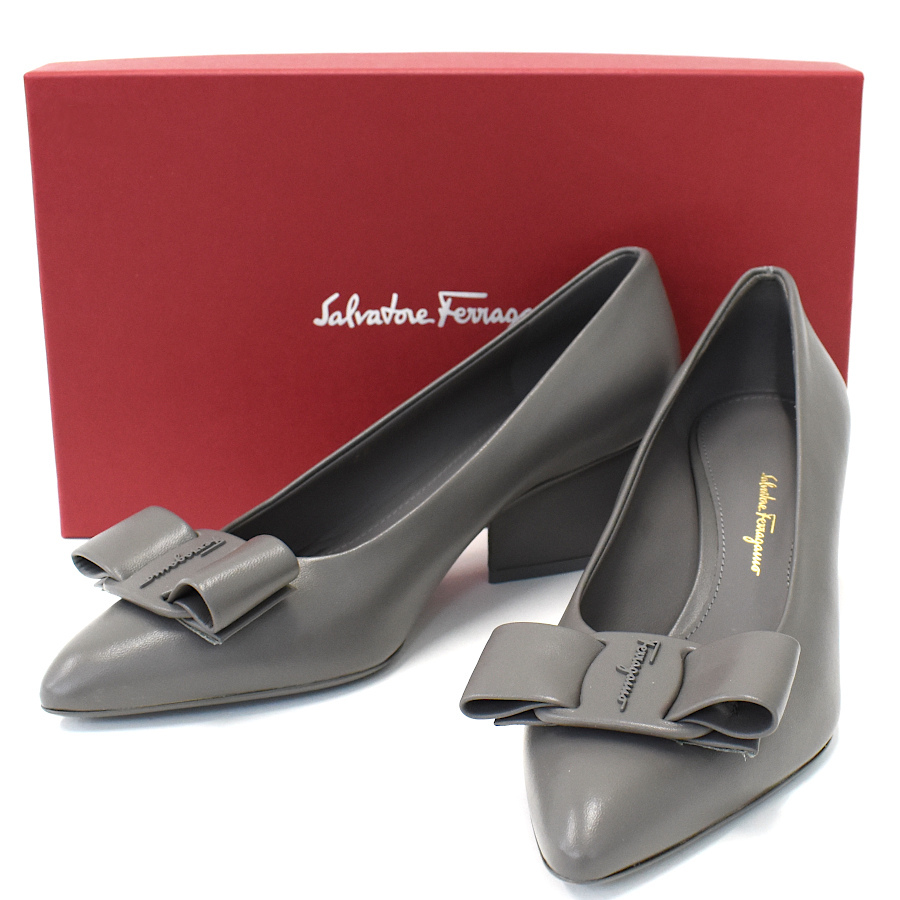 1円◆未使用品 Salvatore Ferragamo サルヴァトーレフェラガモ パンプス 8 ヴィヴァ ヴァラリボン レザー グレー◆E.Cso.mM-15拍卖