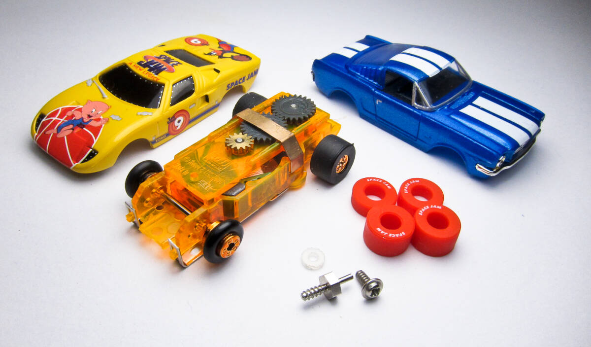 HOスロットカー 新品!AW 1966 フォード GT40 & JL マスタング & サンダージェットウルトラGシャシー トミー AFX や TYCO のコースでも!拍卖
