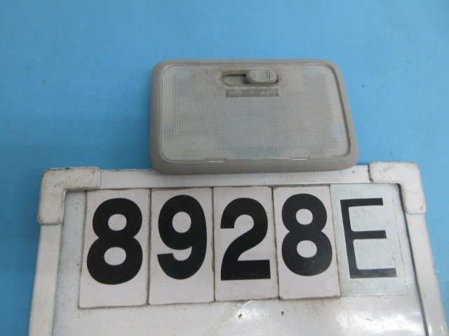 8928E ワゴンR 後期 MH21S MH22S 純正 ルームライト ルームランプ SSサイズ拍卖
